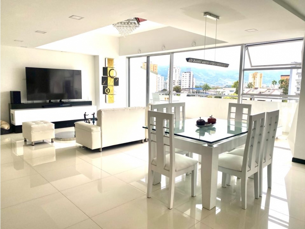 Apartamento en venta en Pinares, Pereira · foto 2 de 22