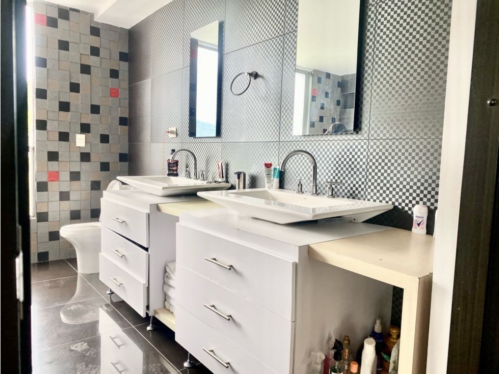 Apartamento en venta en Pinares, Pereira · foto 17 de 22