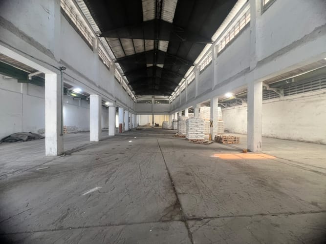 Bodega en arriendo en El Bosque, Cartagena, 1100 m² · foto 4 de 6