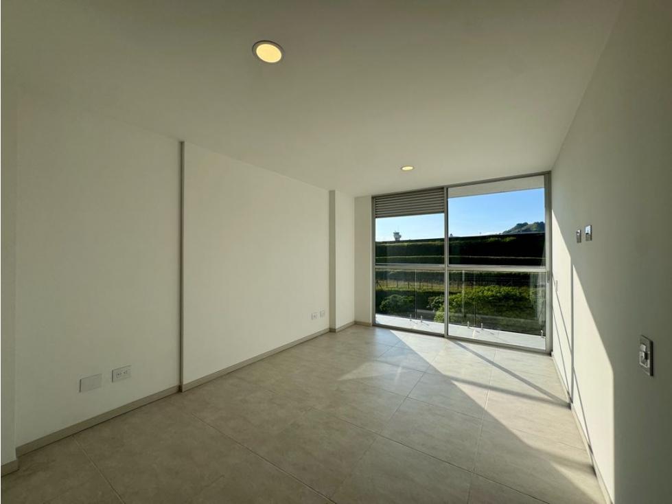 Apartamento en venta en Senderos De Unicentro, Pereira · foto 3 de 14