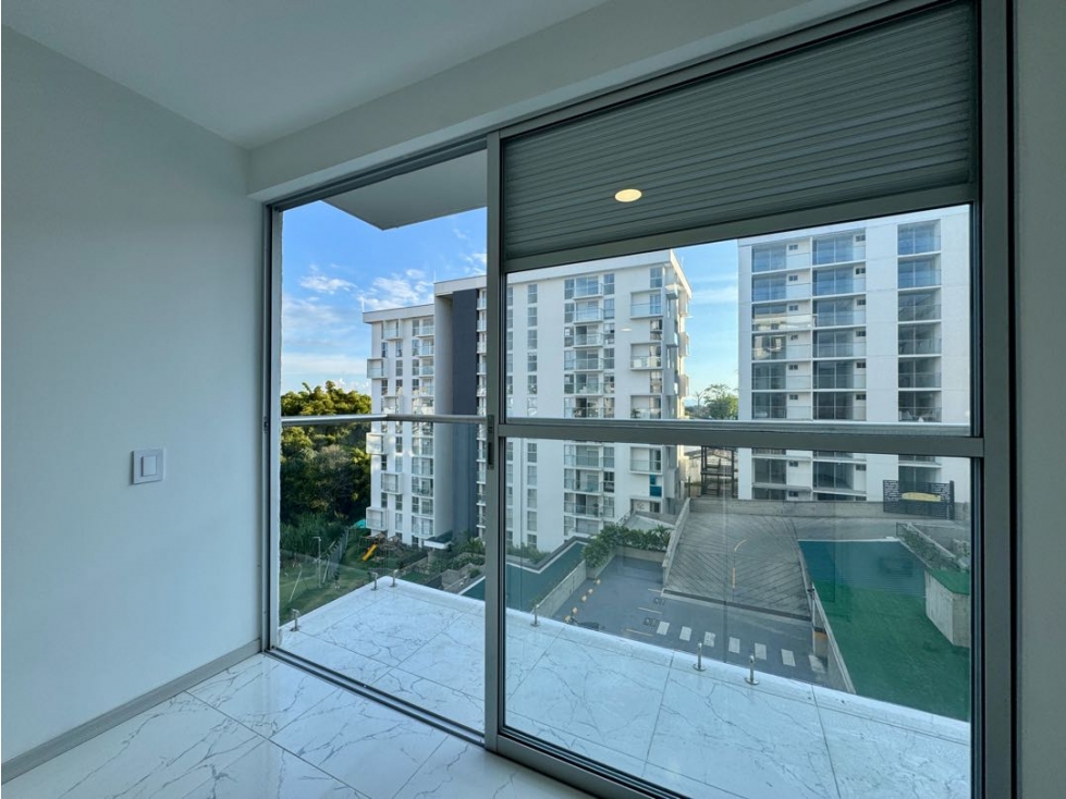 Apartamento en venta en Senderos De Unicentro, Pereira · foto 2 de 17
