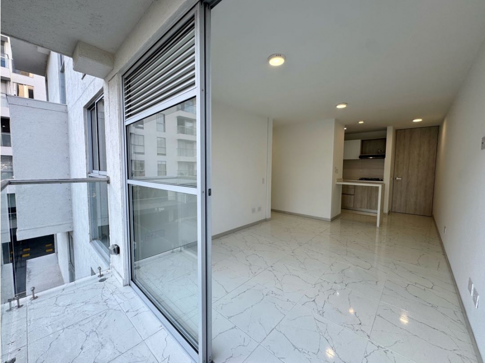Apartamento en venta en Senderos De Unicentro, Pereira · foto 3 de 17