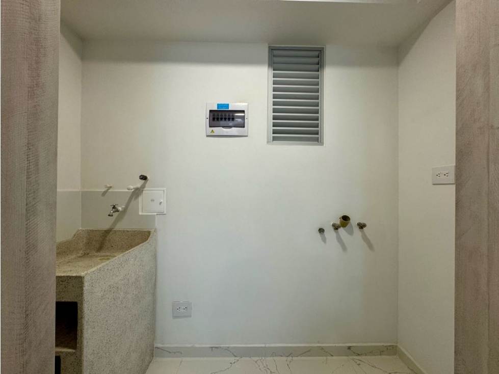 Apartamento en venta en Senderos De Unicentro, Pereira · foto 5 de 17