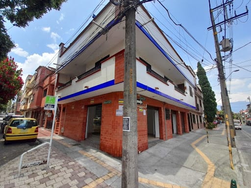 Local en arriendo en La Magnolia, Envigado, 86 m² · foto 10 de 11