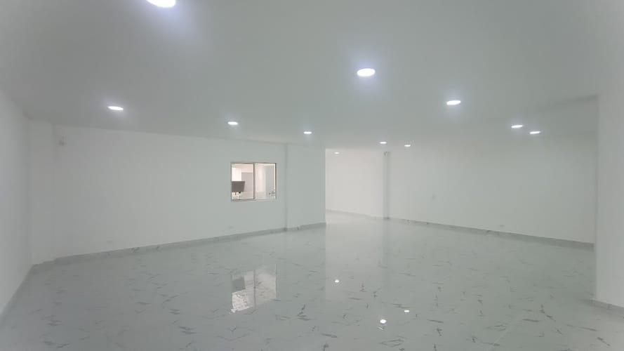 Local en arriendo en El Limonar, Cali, 449 m² · foto 11 de 13