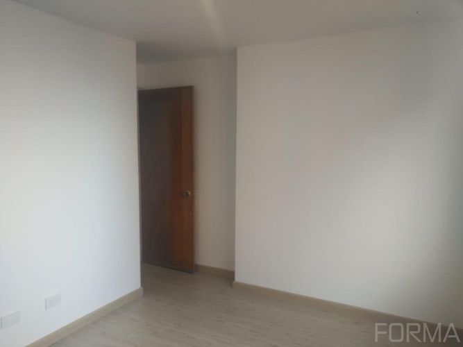 Apartamento en venta en Victoria Norte, Bogotá · foto 8 de 19