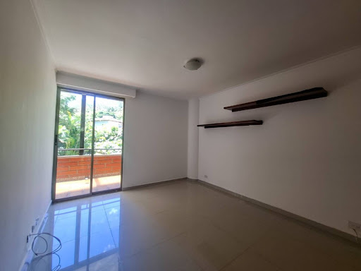 Apartamento en arriendo en El Poblado, Medellín · foto 2 de 20