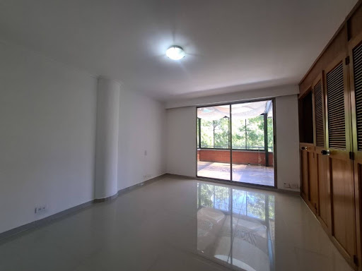 Apartamento en arriendo en El Poblado, Medellín · foto 4 de 20