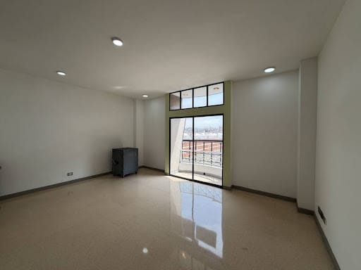 Oficina en arriendo en San Marcos, Envigado, 38 m² · foto 2 de 9