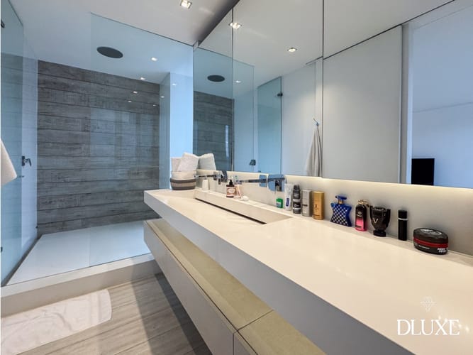 Apartamento de 2 alcobas en venta en San Lucas, Medellín, 336 m² · foto 7 de 8
