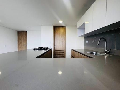Apartamento de 2 alcobas en venta en El Porvenir, Rionegro, 65 m² · foto 12 de 24