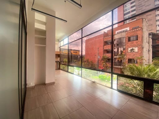 Local en arriendo en El Portal, Envigado, 24 m² · foto 2 de 7