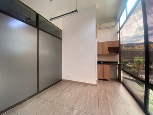 Local en arriendo en El Portal, Envigado, 24 m² · foto 5 de 7