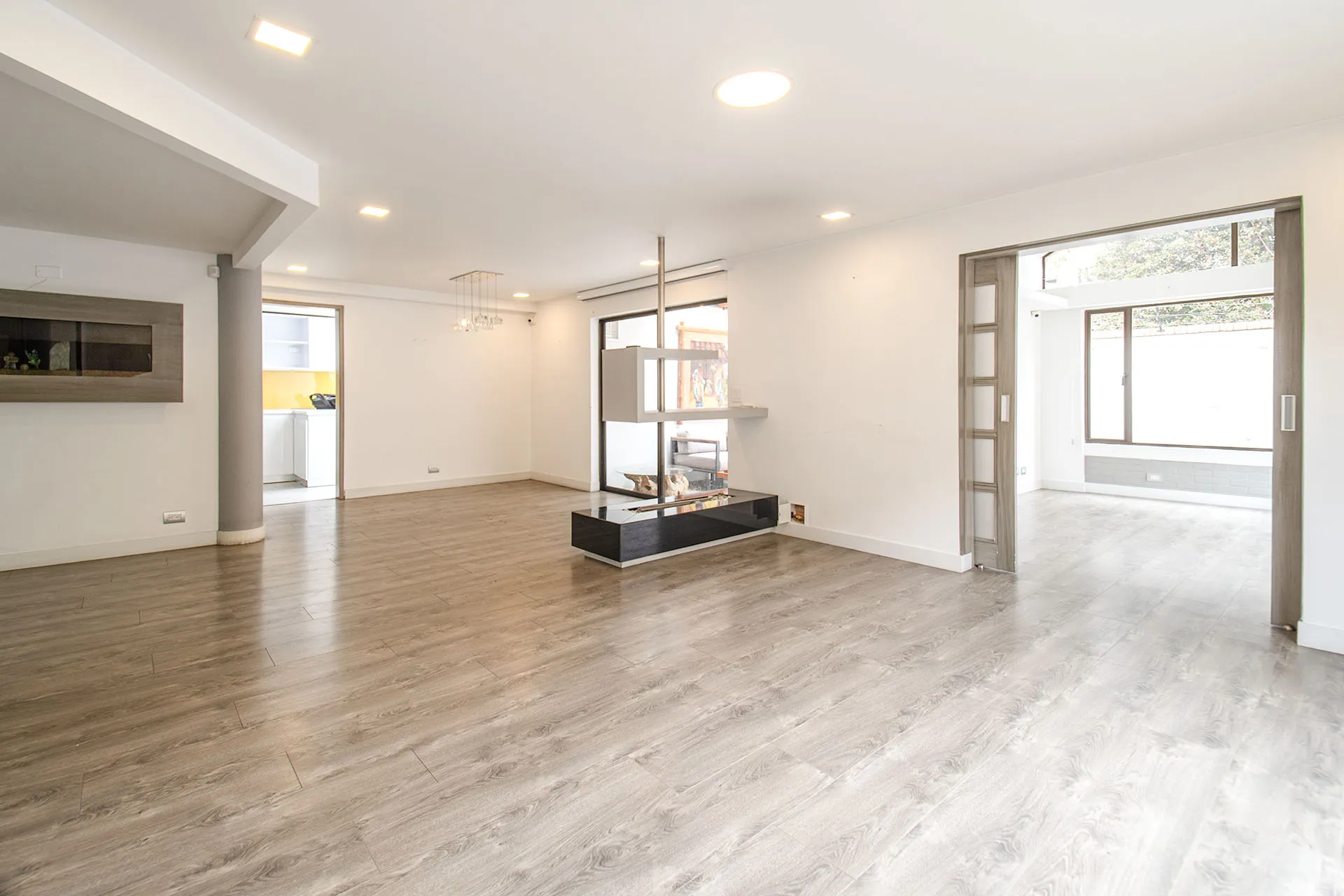Casa en venta en Alhambra, Bogotá · foto 2 de 24