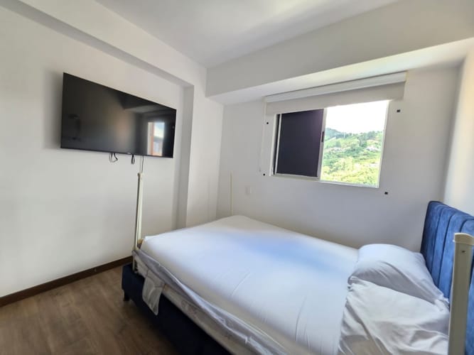 Apartamento de 3 alcobas en venta en Las Lomitas, Sabaneta, 86 m² · foto 13 de 15