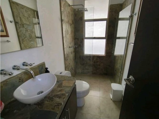 Casa de 4 alcobas en venta en Via La Tebaida, Armenia, 330 m² · foto 5 de 18