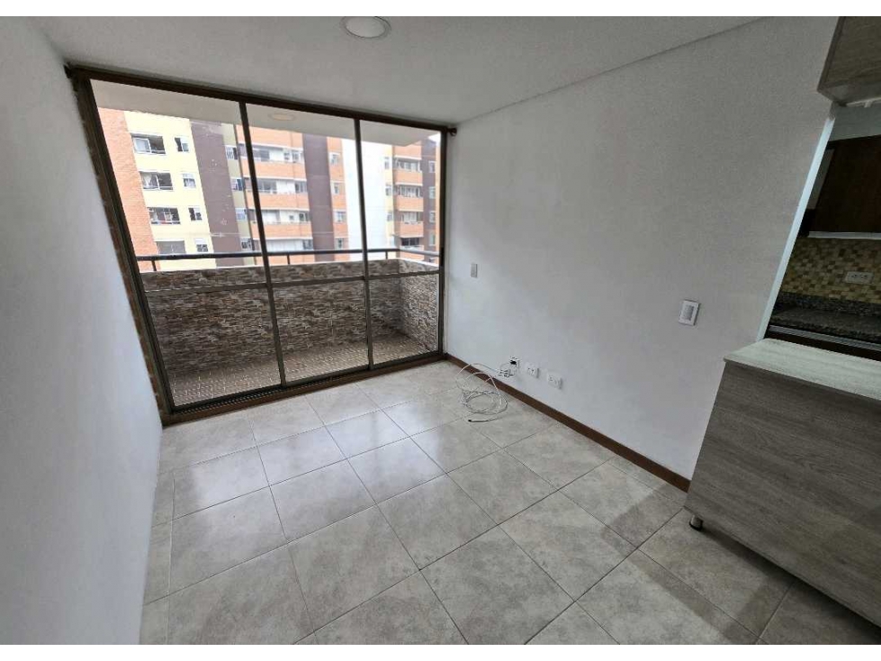 Apartamento en venta en La Ferreria, La Estrella · foto 4 de 16