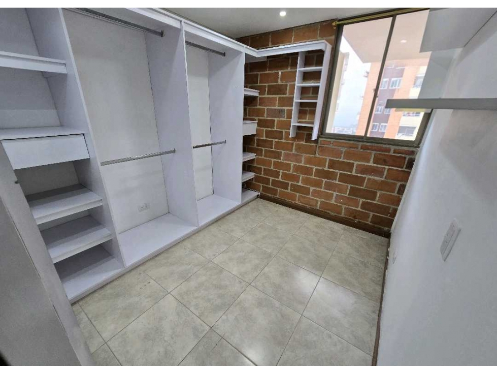 Apartamento en venta en La Ferreria, La Estrella · foto 10 de 16