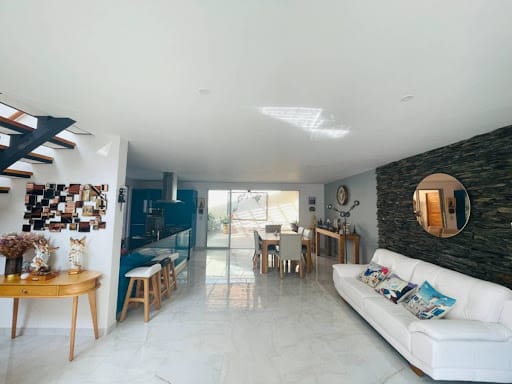 Casa de 3 alcobas en venta en La Ceja, 250 m² · foto 4 de 23