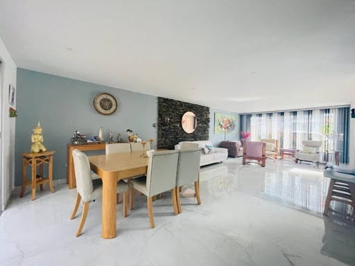 Casa de 3 alcobas en venta en La Ceja, 250 m² · foto 5 de 23