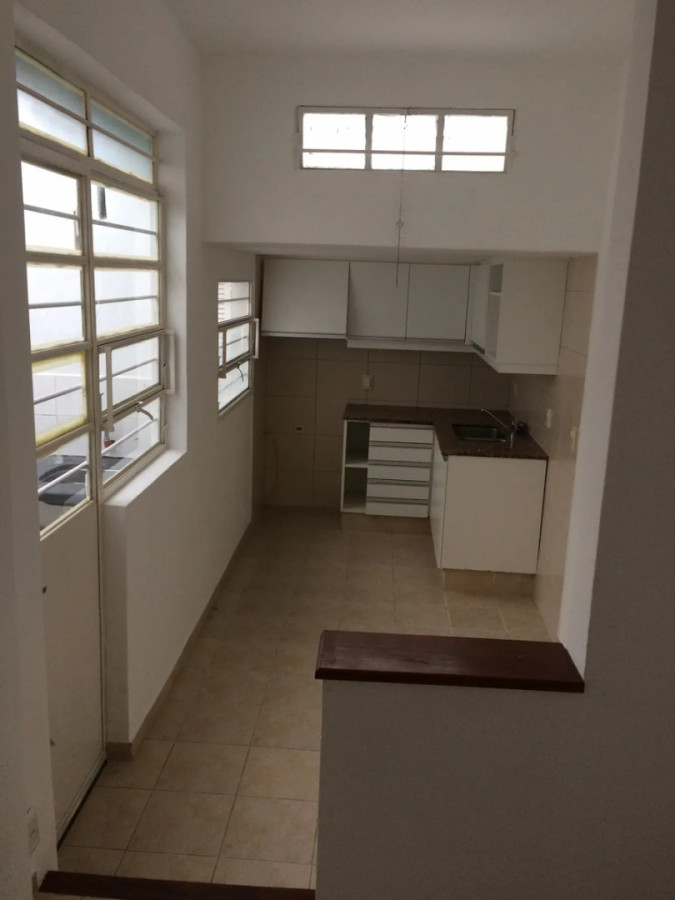 Alquiler Apartamento 1 Dormitorio Excelente Ubicación Y Seguridad Sin Gastos Comunes En Malvin · Foto 2