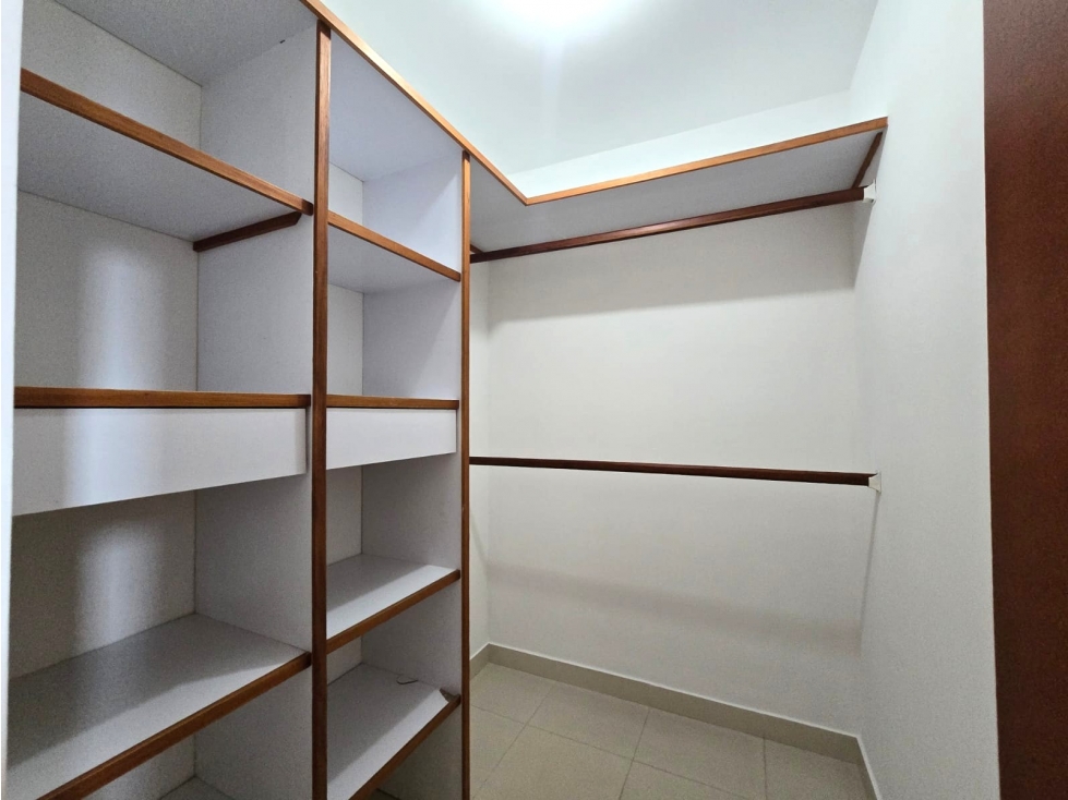 Apartamento en venta en Pontevedra, Envigado · foto 10 de 15