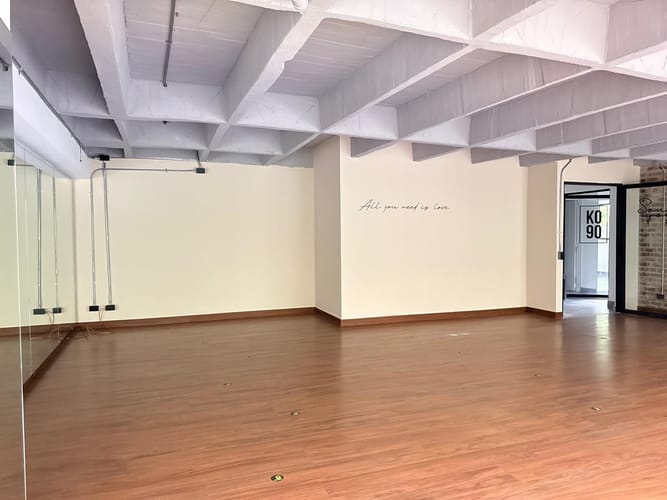 Oficina en arriendo en Los Naranjos, Medellín, 374 m² · foto 11 de 20