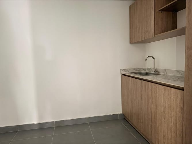 Oficina en arriendo en Los Naranjos, Medellín, 374 m² · foto 12 de 20