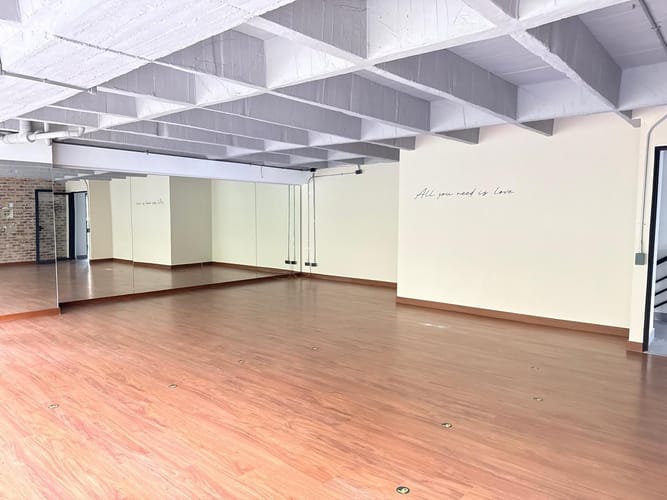 Oficina en arriendo en Los Naranjos, Medellín, 374 m² · foto 16 de 20