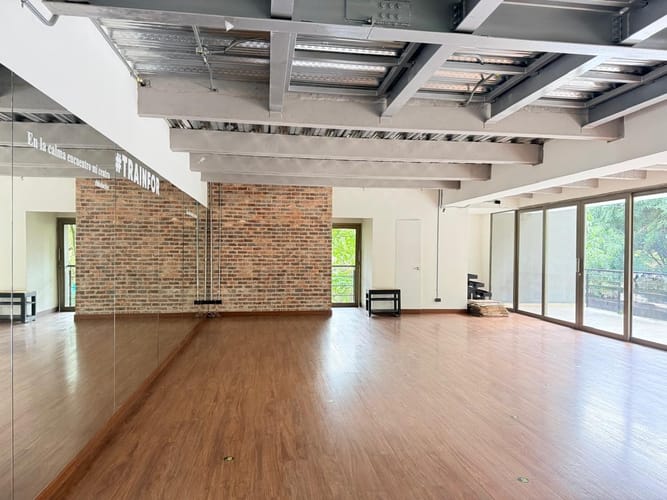 Oficina en arriendo en Los Naranjos, Medellín, 374 m² · foto 4 de 20