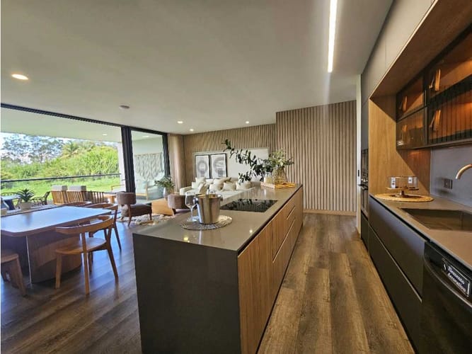 Apartamento de 3 alcobas en venta en Llano Grande, Medellín, 152 m² · foto 8 de 19