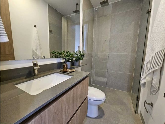 Apartamento de 3 alcobas en venta en Llano Grande, Medellín, 152 m² · foto 16 de 19