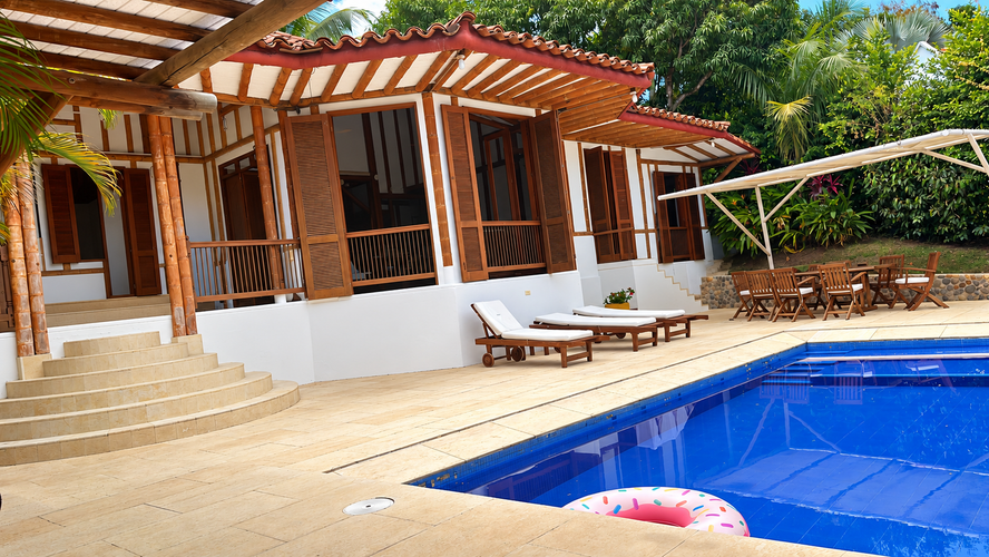 Casa de 5 alcobas en arriendo en Ricaurte, 650 m² · foto 19 de 20