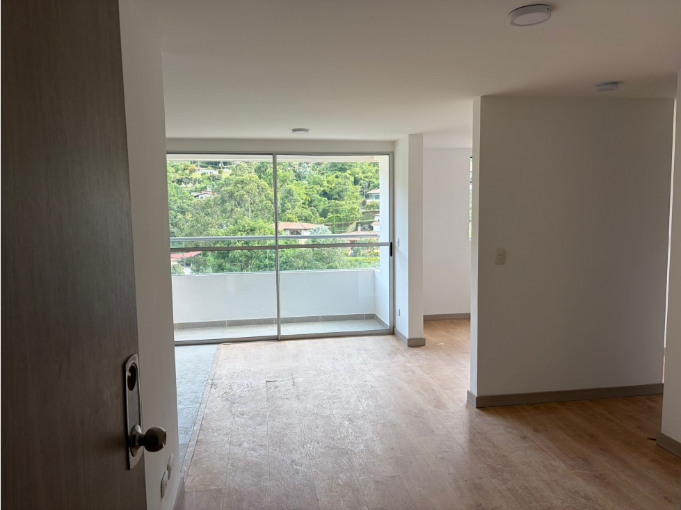 Apartamento en venta en Vallano, Medellín · foto 11 de 14