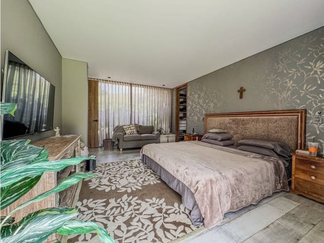 Casa de 3 alcobas en venta en Las Palmas, Envigado, 277 m² · foto 10 de 24