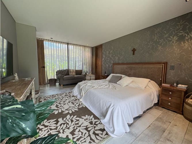 Casa de 3 alcobas en venta en Las Palmas, Envigado, 277 m² · foto 13 de 24