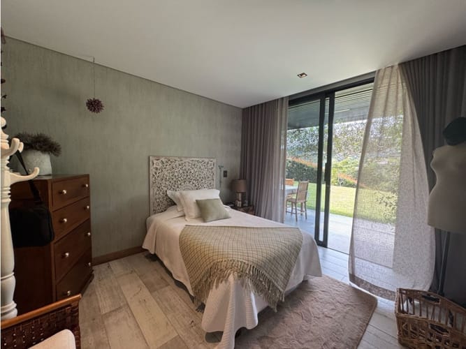 Casa de 3 alcobas en venta en Las Palmas, Envigado, 277 m² · foto 15 de 24