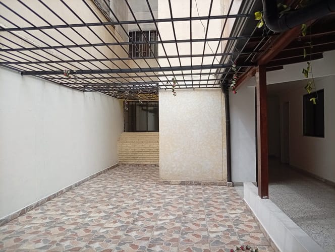 Apartamento de 5 alcobas en venta en Colasania, Medellín, 223 m² · foto 6 de 19