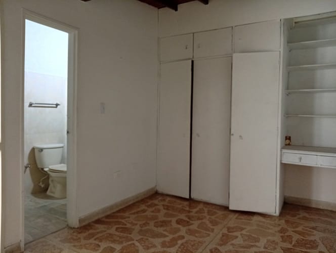 Apartamento de 5 alcobas en venta en Colasania, Medellín, 223 m² · foto 10 de 19
