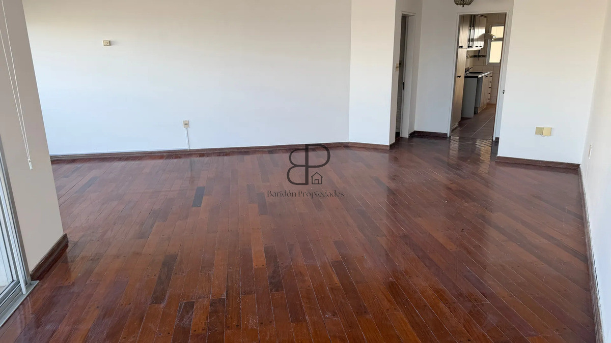 Alquiler Apartamento 3 Dormitorios Malvin Rambla con Garaje · Foto 4