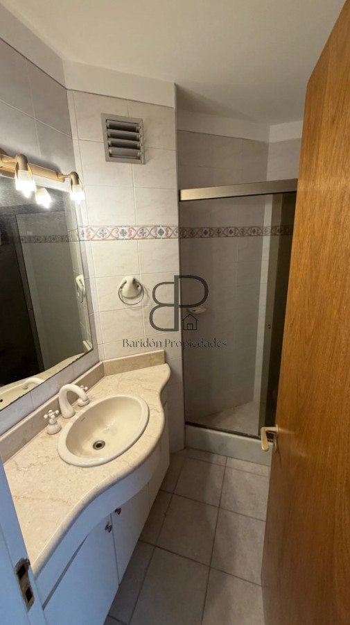 Alquiler Apartamento 3 Dormitorios Malvin Rambla con Garaje · Foto 11
