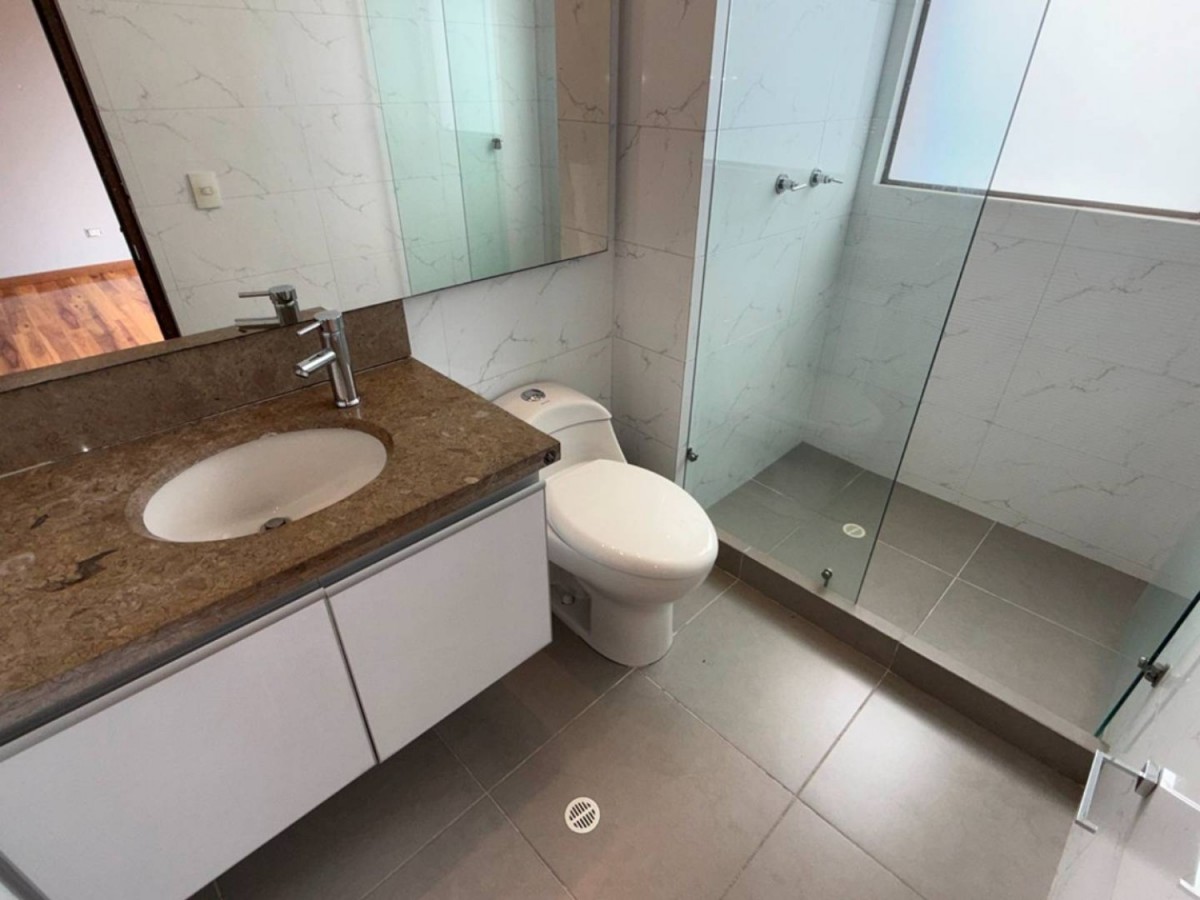 Apartamento en venta en Ciudad Salitre, Bogotá · foto 17 de 24