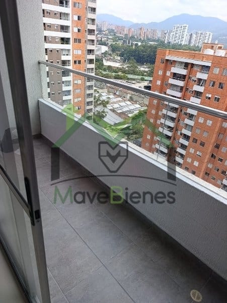 Apartamento de 3 alcobas en arriendo en Prados De Sabaneta, Sabaneta · foto 5 de 16