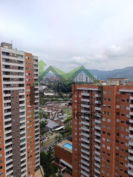 Apartamento de 3 alcobas en arriendo en Prados De Sabaneta, Sabaneta · foto 14 de 16