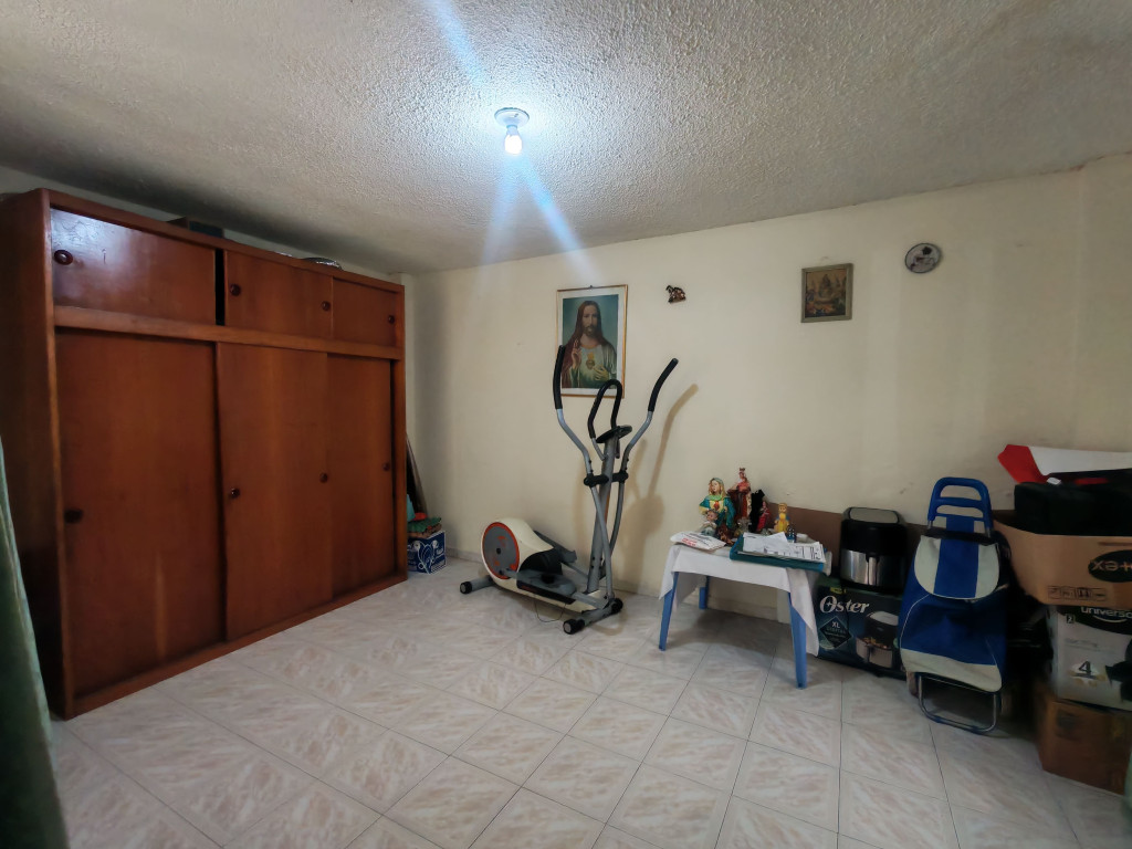 Casa en venta en Libertador, Bogotá · foto 8 de 23