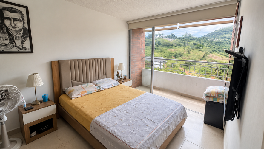 Apartamento de 3 alcobas en venta en Ruitoque, Floridablanca, 76 m² · foto 3 de 10