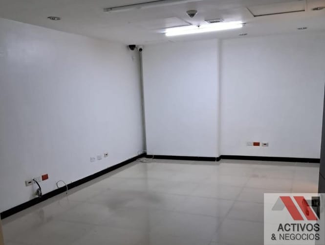 Oficina en venta en Loma Del Escobero, Envigado, 152 m² · foto 5 de 17