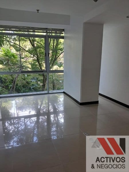 Oficina en venta en Loma Del Escobero, Envigado, 152 m² · foto 15 de 17