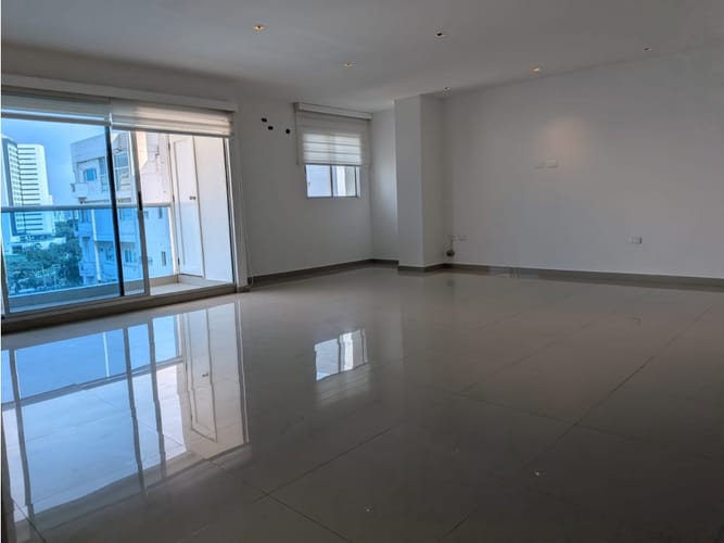 Apartamento de 2 alcobas en venta en Altos Del Prado, Barranquilla, 116 m² · foto 2 de 24