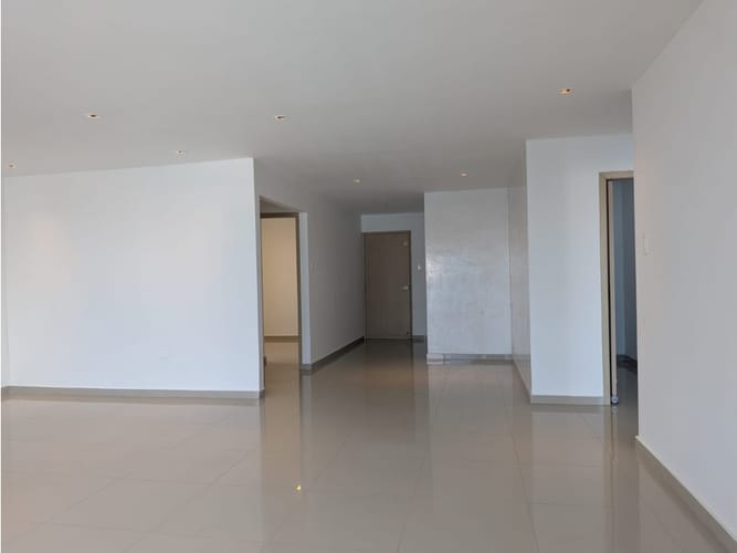 Apartamento de 2 alcobas en venta en Altos Del Prado, Barranquilla, 116 m² · foto 10 de 24
